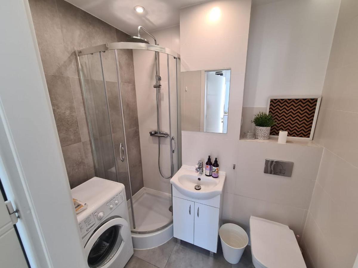 Krolewska Centrum Apartament 4X Varşovia Exterior foto