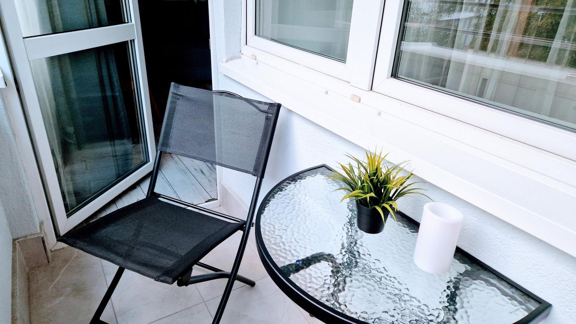 Krolewska Centrum Apartament 4X Varşovia Exterior foto